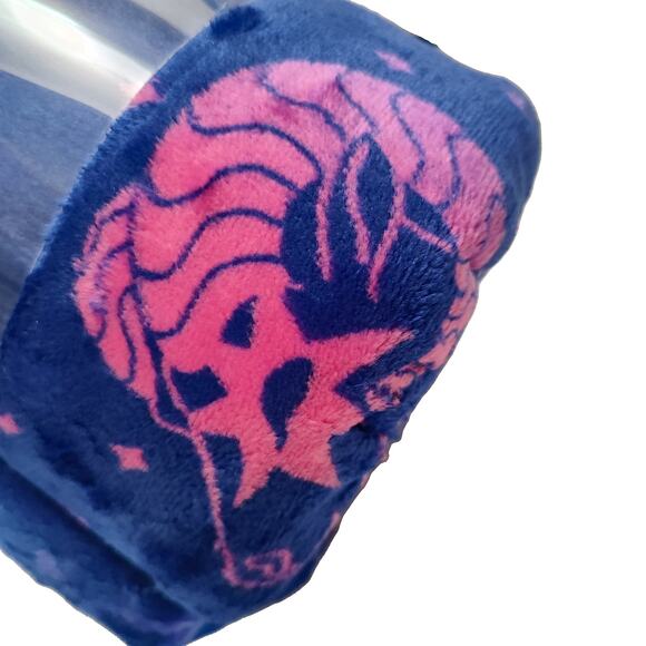 The Big One Zodiac Signs Oversized Supersoft Plush Throw - Picture 4 of 5